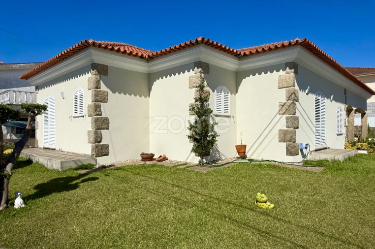 Moradia T3 para Venda em Mogege Foto 38