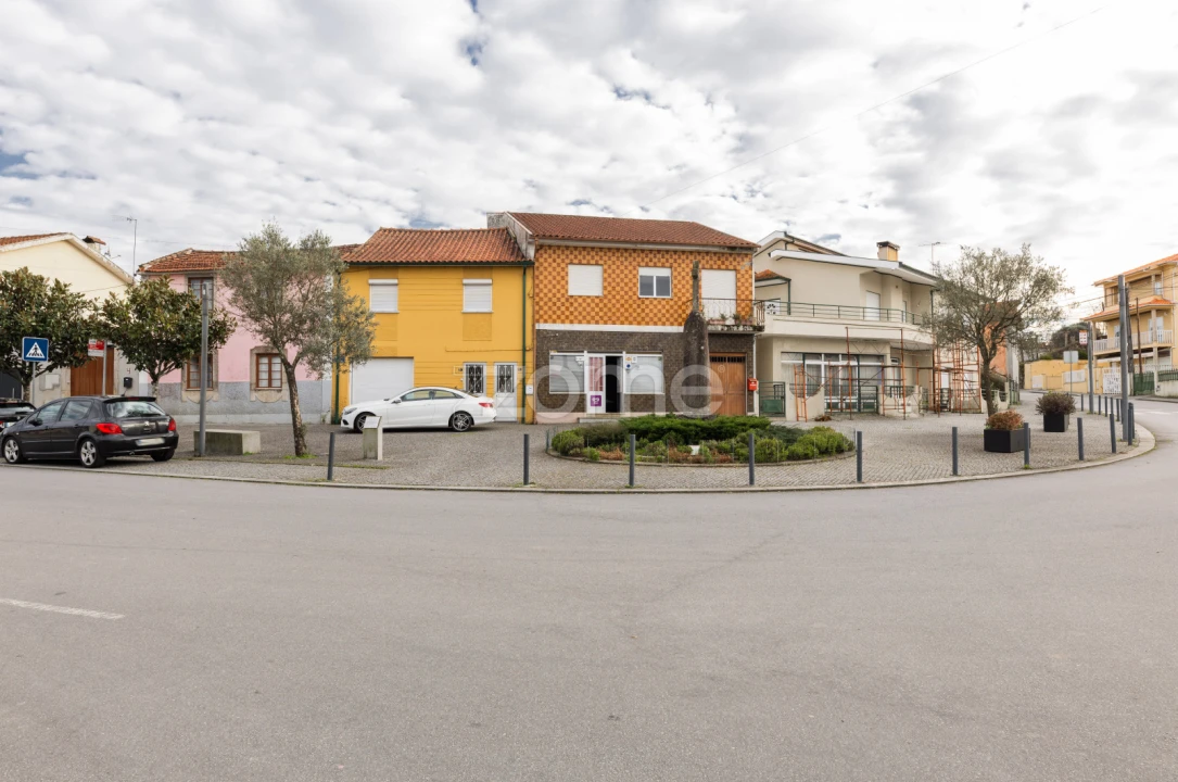 Prédio para Venda em Merelim (São Paio), Panoias e Parada de Tibães Foto 2