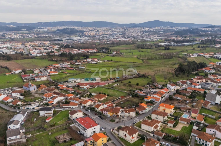 Prédio para Venda em Merelim (São Paio), Panoias e Parada de Tibães Foto 7