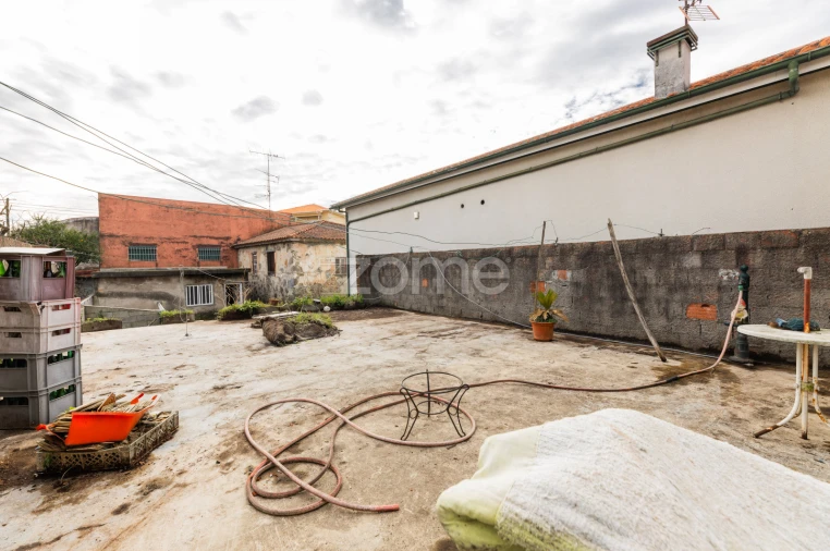 Prédio para Venda em Merelim (São Paio), Panoias e Parada de Tibães Foto 4