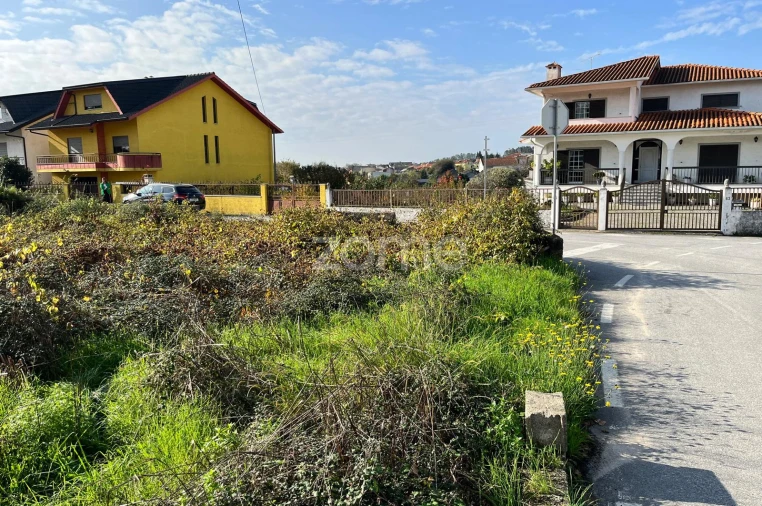 Terreno para Venda em Abraveses Foto 4
