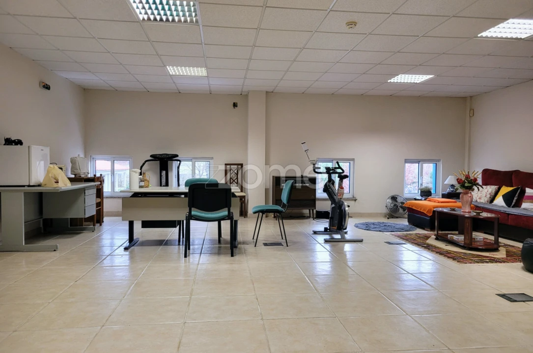 Terreno Comércio / Armazém para Arrendamento em Campo Foto 11