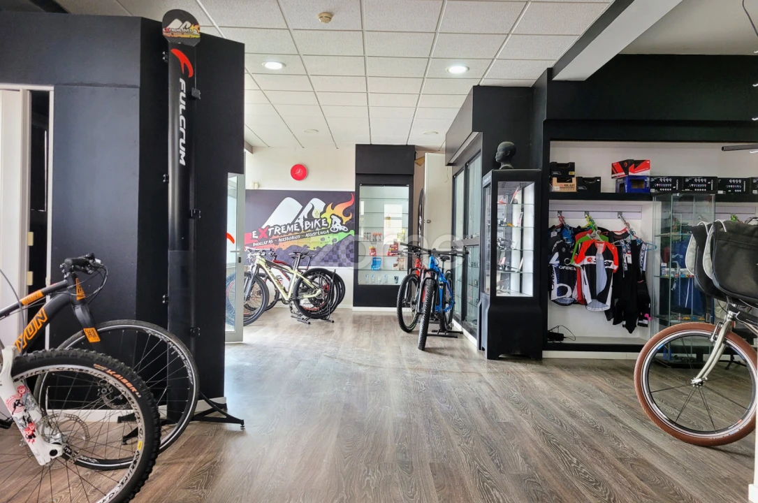 Terreno Comércio / Armazém para Arrendamento em Campo Foto 9