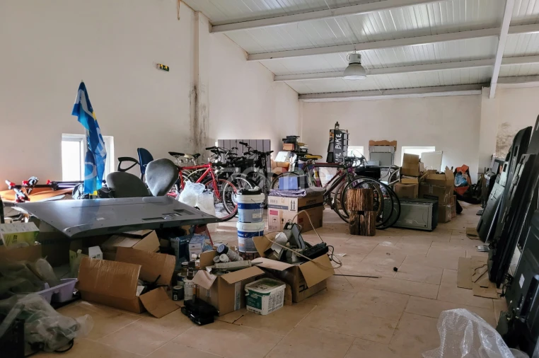 Terreno Comércio / Armazém para Arrendamento em Campo Foto 14