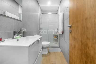 Apartamento T5 para Venda em Gualtar