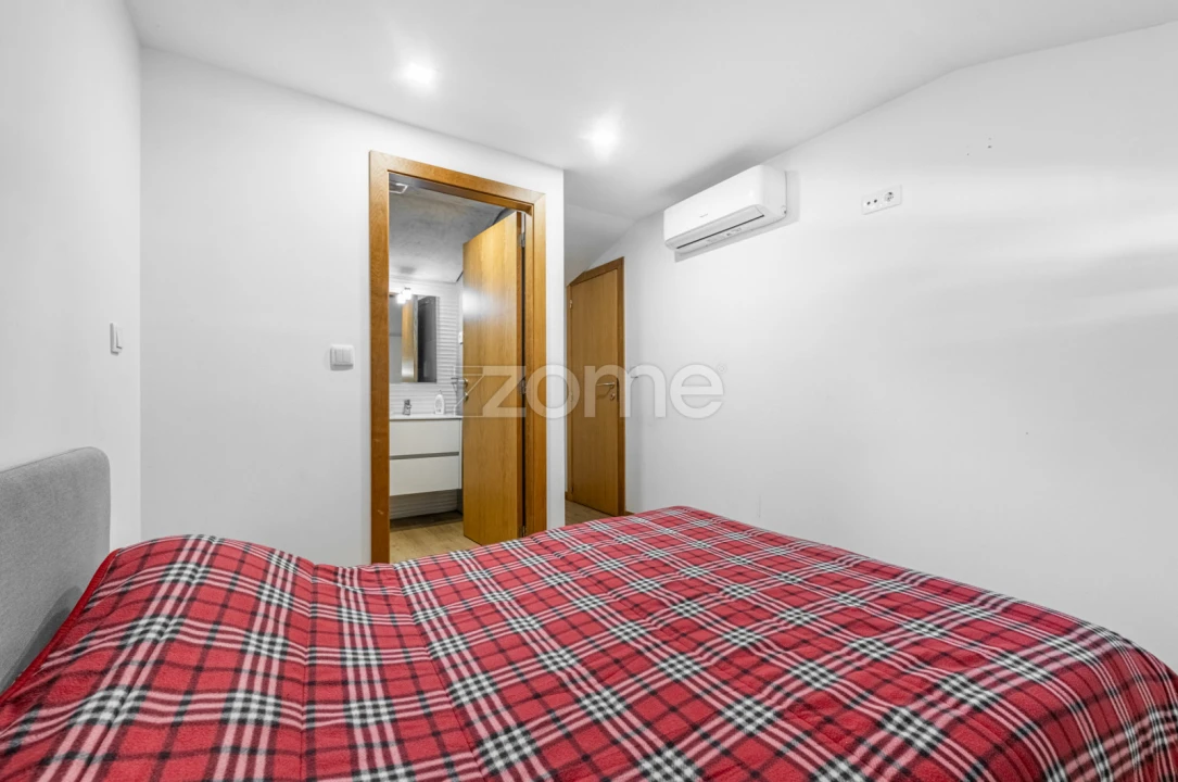 Apartamento T5 para Venda em Gualtar Foto 15