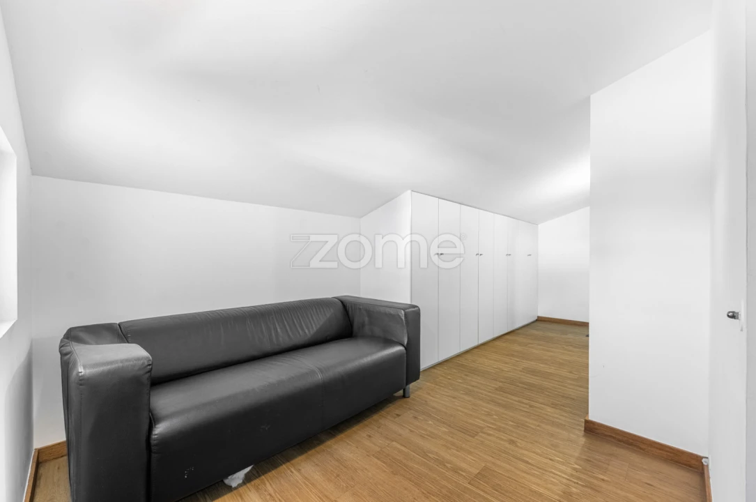 Apartamento T5 para Venda em Gualtar Foto 6