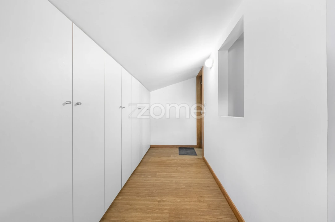 Apartamento T5 para Venda em Gualtar Foto 14