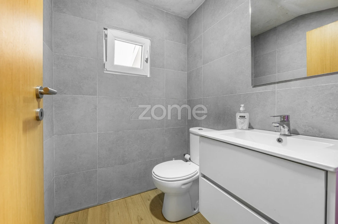 Apartamento T5 para Venda em Gualtar Foto 21