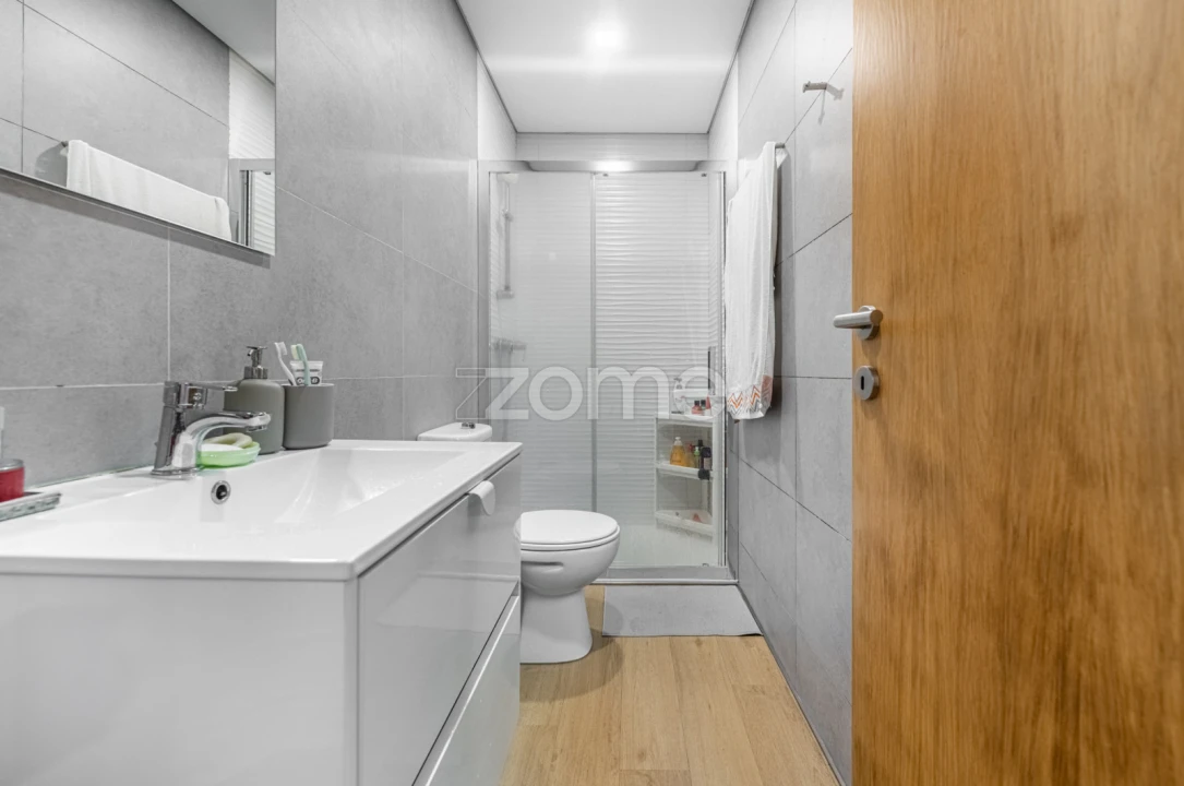 Apartamento T5 para Venda em Gualtar Foto 24