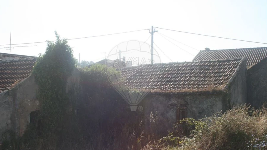 Terreno para Venda em Lousa