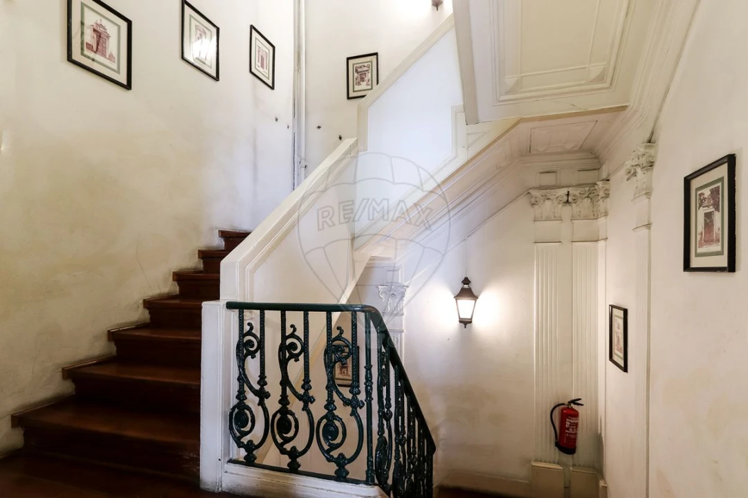 Apartamento T2 para Venda em Misericórdia Foto 18