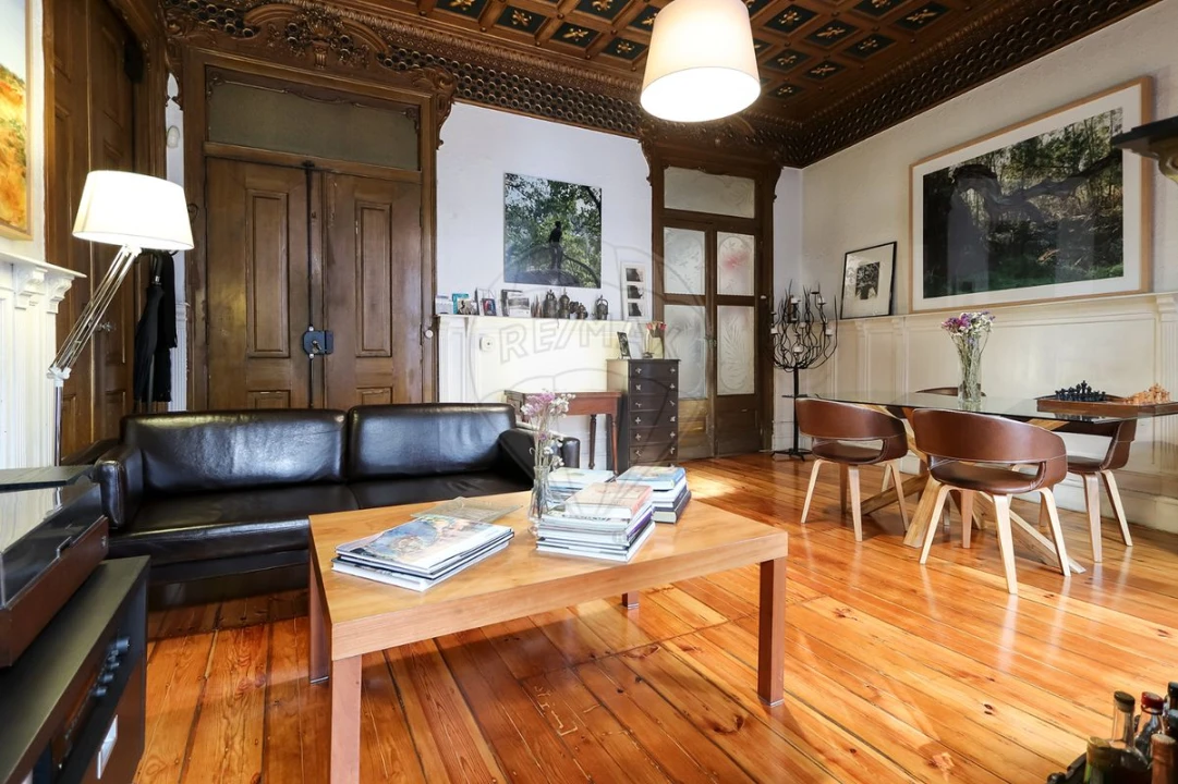 Apartamento T2 para Venda em Misericórdia Foto 2