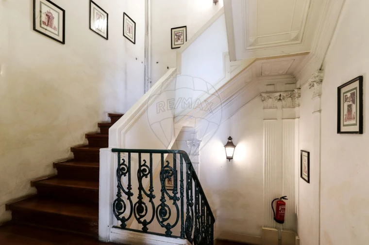 Apartamento T2 para Venda em Misericórdia Foto 18