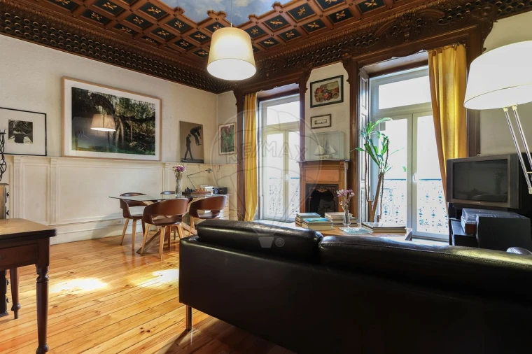 Apartamento T2 para Venda em Misericórdia Foto 3