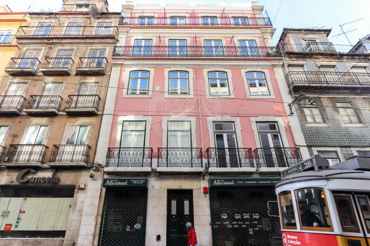 Apartamento T2 para Venda em Misericórdia Foto 21