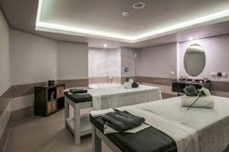 Armazém para Venda em Albufeira e Olhos de Água Foto 9