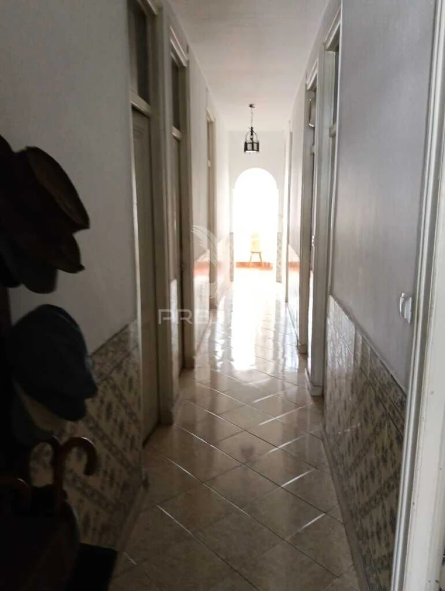 Apartamento T6 para Venda em Arroios Foto 3