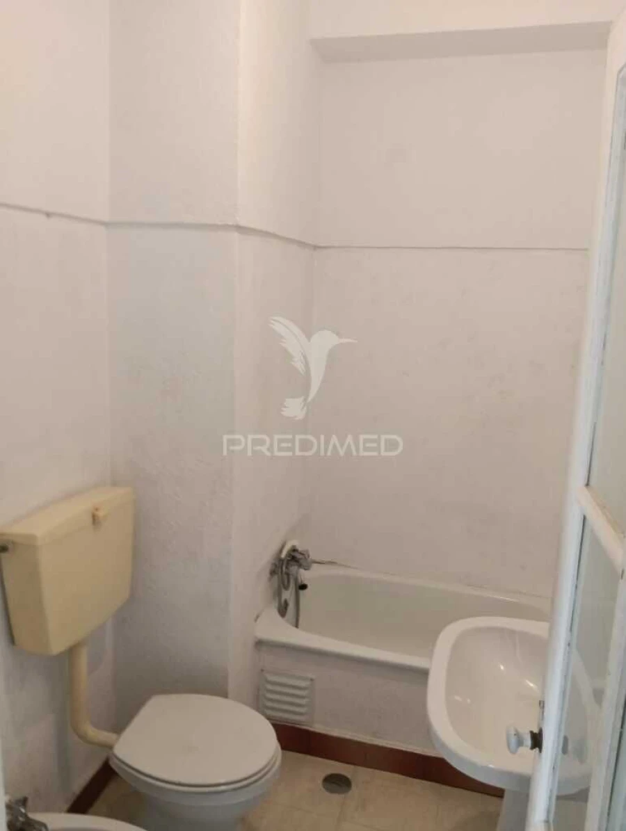 Apartamento T6 para Venda em Arroios Foto 5