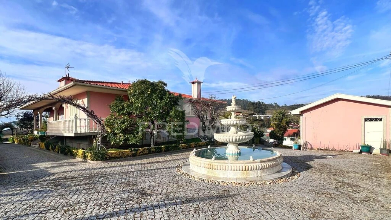 Moradia T5 para Venda em Arões (São Romão) Foto 2