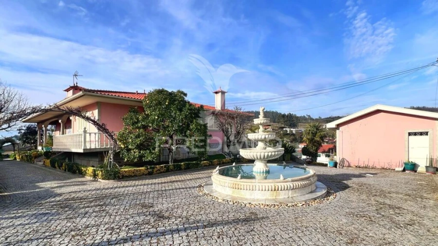 Moradia T5 para Venda em Arões (São Romão) Foto 2