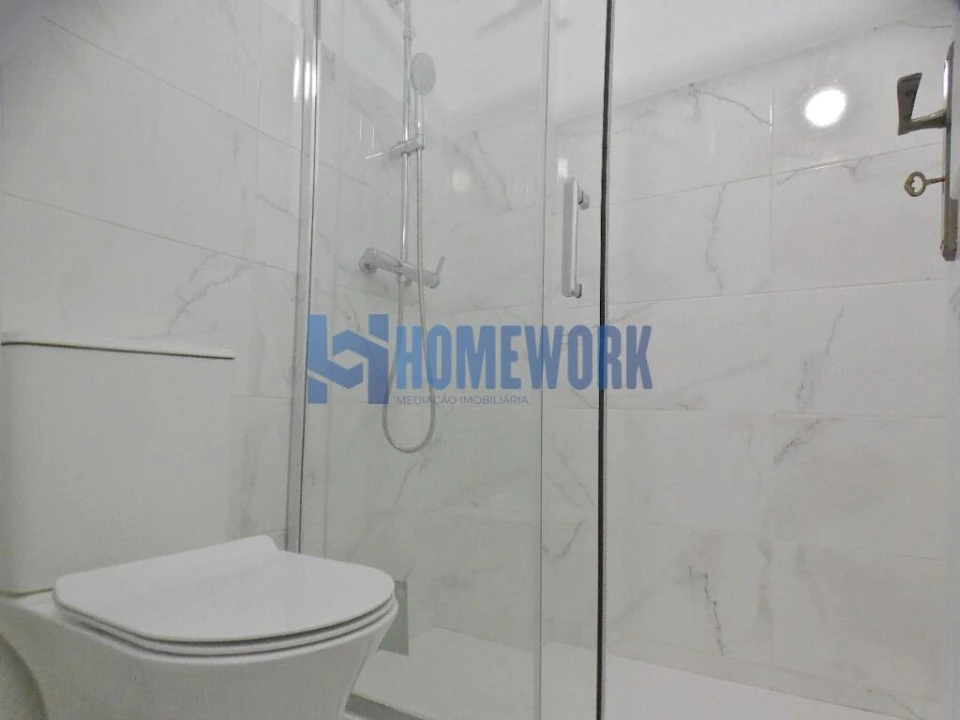 Apartamento T1 para Venda em Queluz e Belas Foto 11