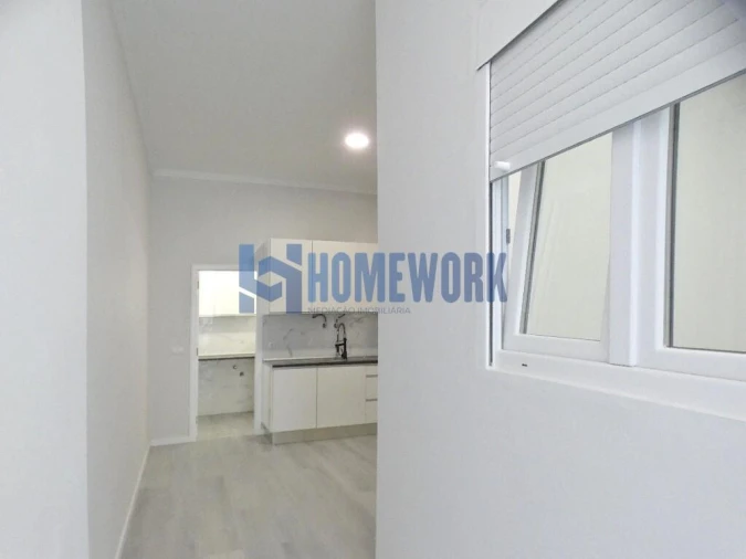 Apartamento T1 para Venda em Queluz e Belas Foto 3