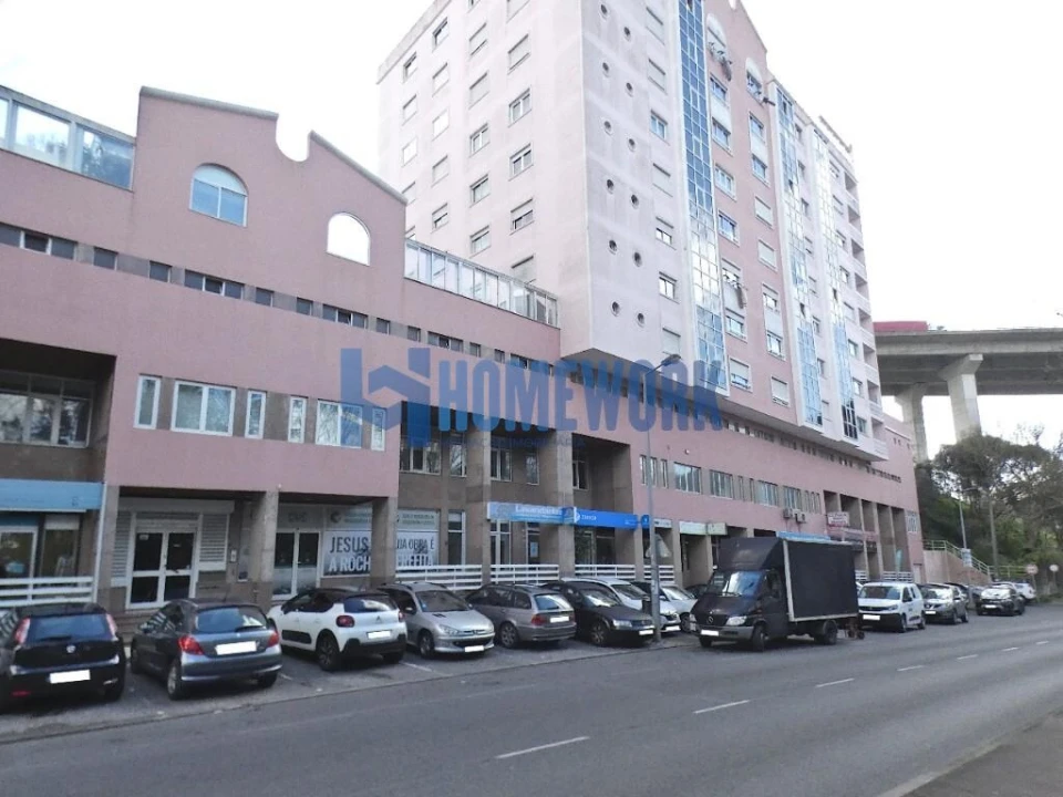 Apartamento T1 para Venda em Queluz e Belas Foto 14