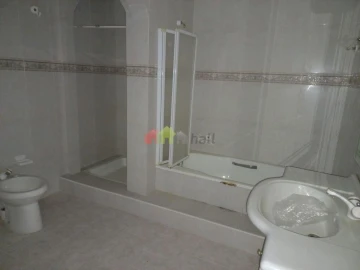 Moradia T5 para Venda em São Francisco