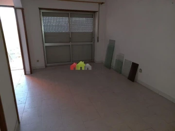 Moradia T5 para Venda em São Francisco