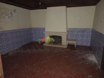 Moradia T5 para Venda em São Francisco