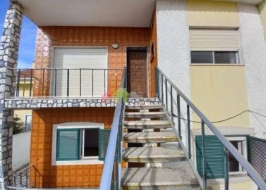Moradia T5 para Venda em São Francisco