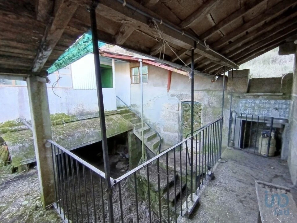 Moradia T3 para Venda em Castro Laboreiro e Lamas de Mouro Foto 8