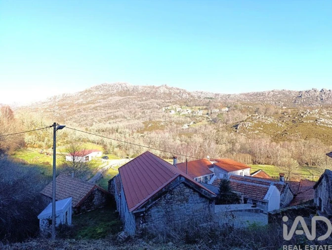Moradia T3 para Venda em Castro Laboreiro e Lamas de Mouro Foto 20