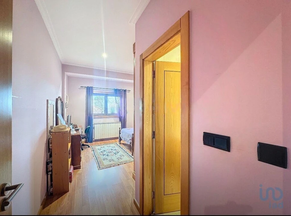 Moradia T4 para Venda em Vale de Anta Foto 12