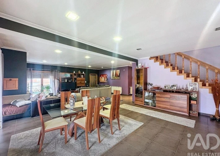 Moradia T4 para Venda em Vale de Anta Foto 18