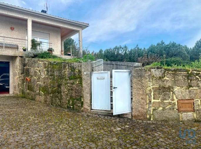 Moradia T4 para Venda em Vale de Anta Foto 2