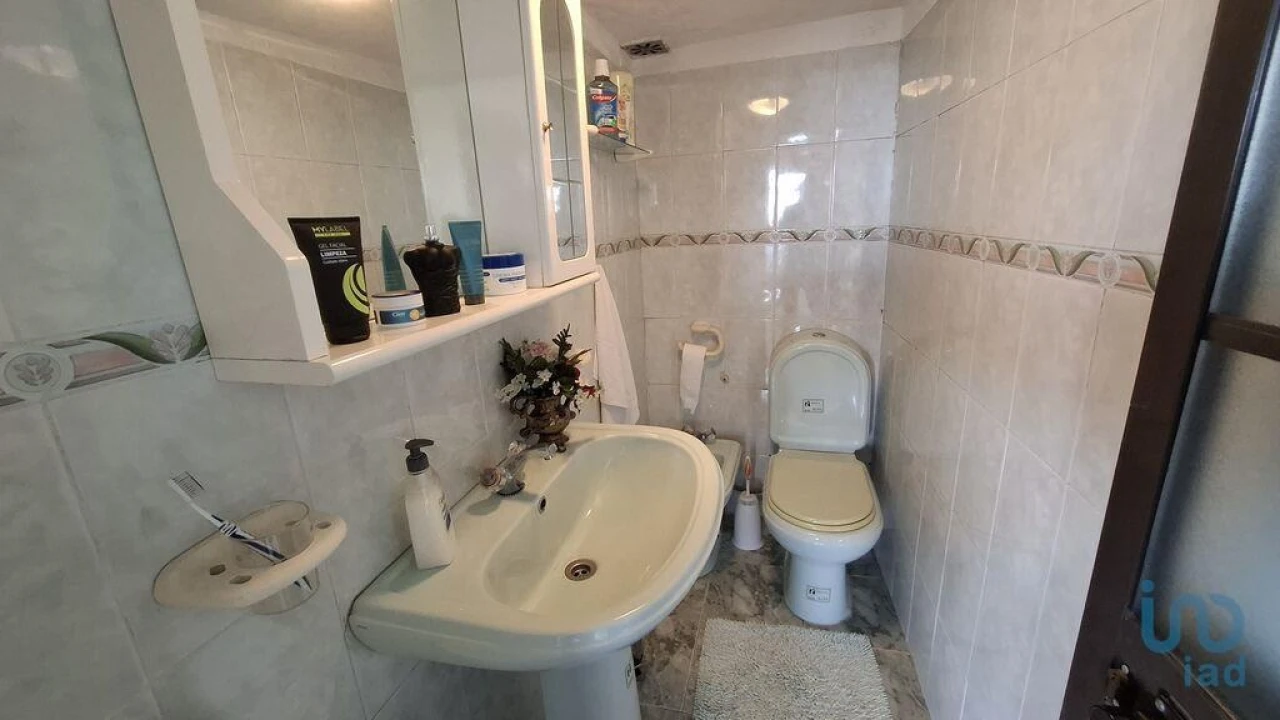 Moradia T4 para Venda em Vilarinho de São Romão Foto 7