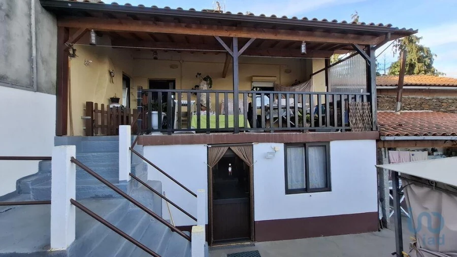 Moradia T4 para Venda em Vilarinho de São Romão Foto 5