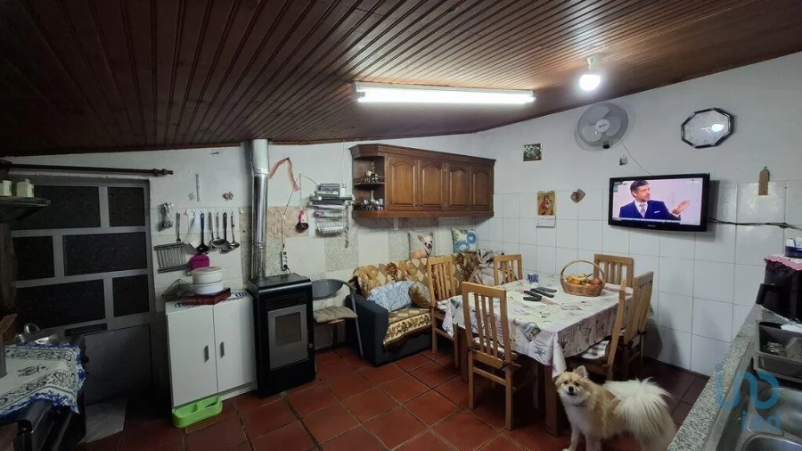 Moradia T4 para Venda em Vilarinho de São Romão Foto 13