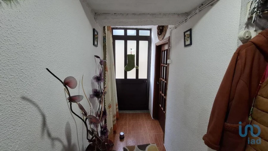 Moradia T4 para Venda em Vilarinho de São Romão Foto 8