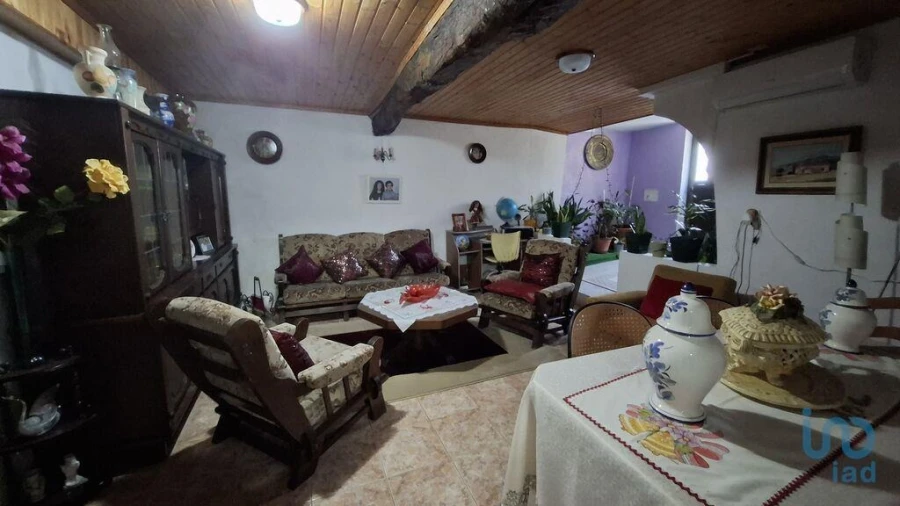 Moradia T4 para Venda em Vilarinho de São Romão Foto 9