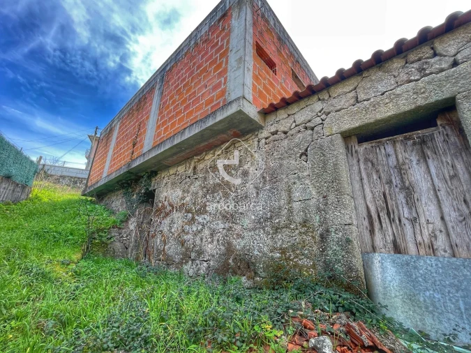 Moradia T2 para Venda em Grade e Carralcova Foto 4