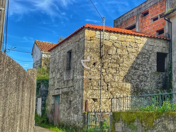 Moradia T2 para Venda em Grade e Carralcova Foto 3