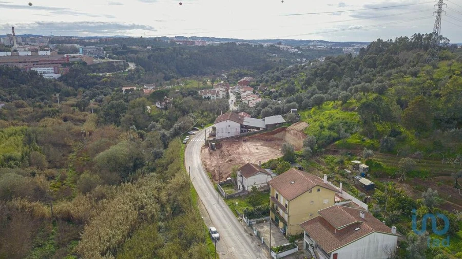 Terreno para Venda em Santo Antonio dos Olivais Foto 8