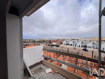 Moradia T3 para Venda em Estômbar e Parchal