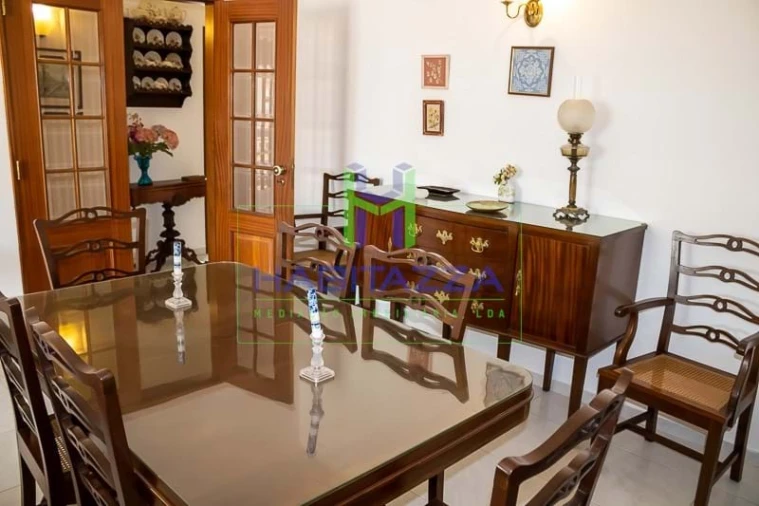 Apartamento T2 para Arrendamento em Lagos (São Sebastião e Santa Maria) Foto 9