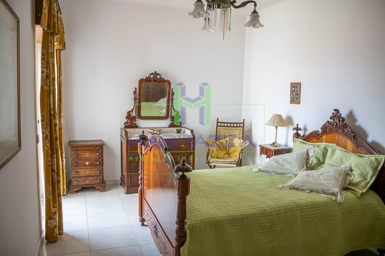 Apartamento T2 para Arrendamento em Lagos (São Sebastião e Santa Maria) Foto 22