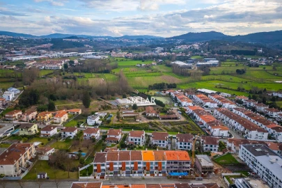 Moradia T3 para Venda em Merelim (São Pedro) e Frossos