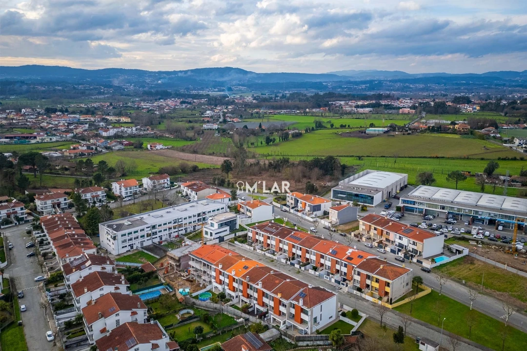 Moradia T3 para Venda em Merelim (São Pedro) e Frossos Foto 15